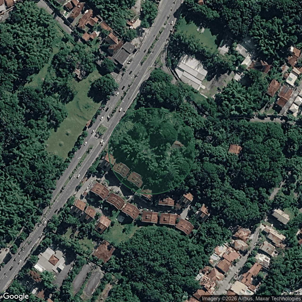 Terreno em Niterói — 16.000 m² — foto 1 de 3