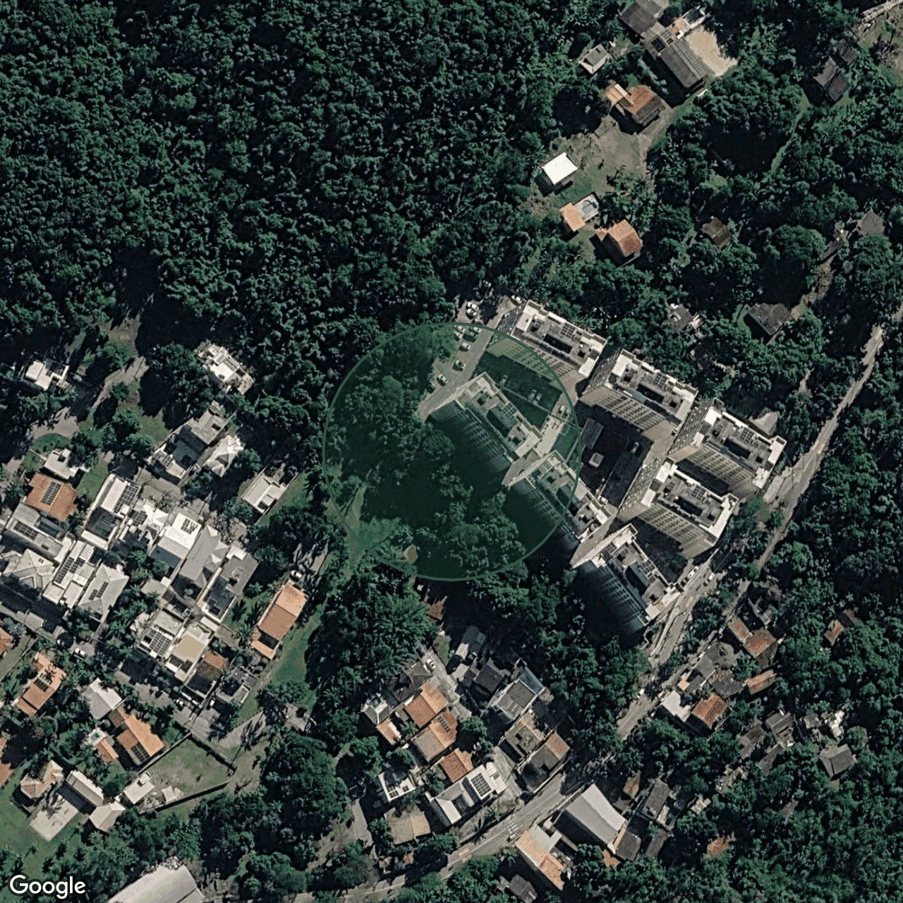 Terreno em Niterói — 12.384 m² — foto 1 de 3