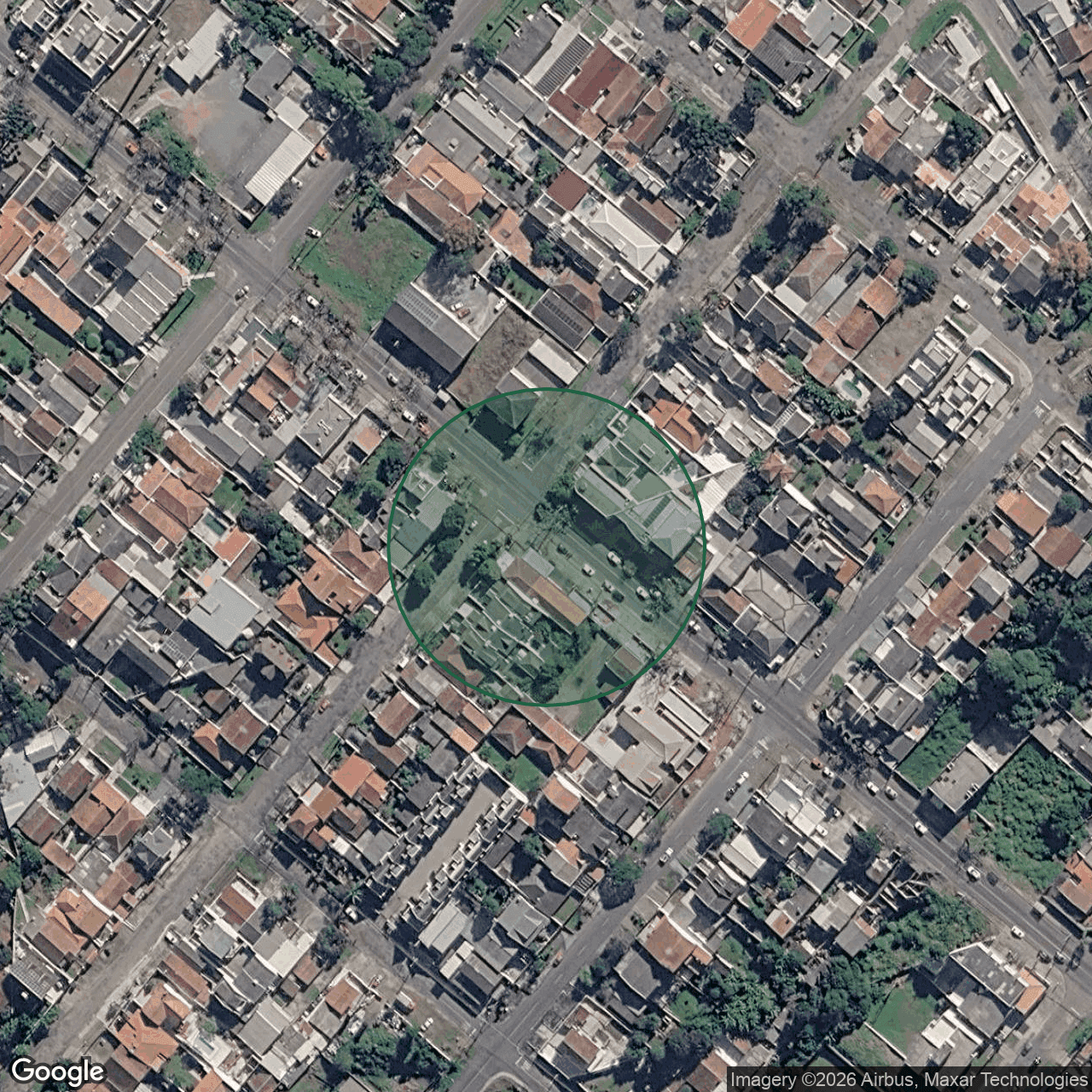 Terreno em Curitiba — 1.200 m² — foto 1 de 3