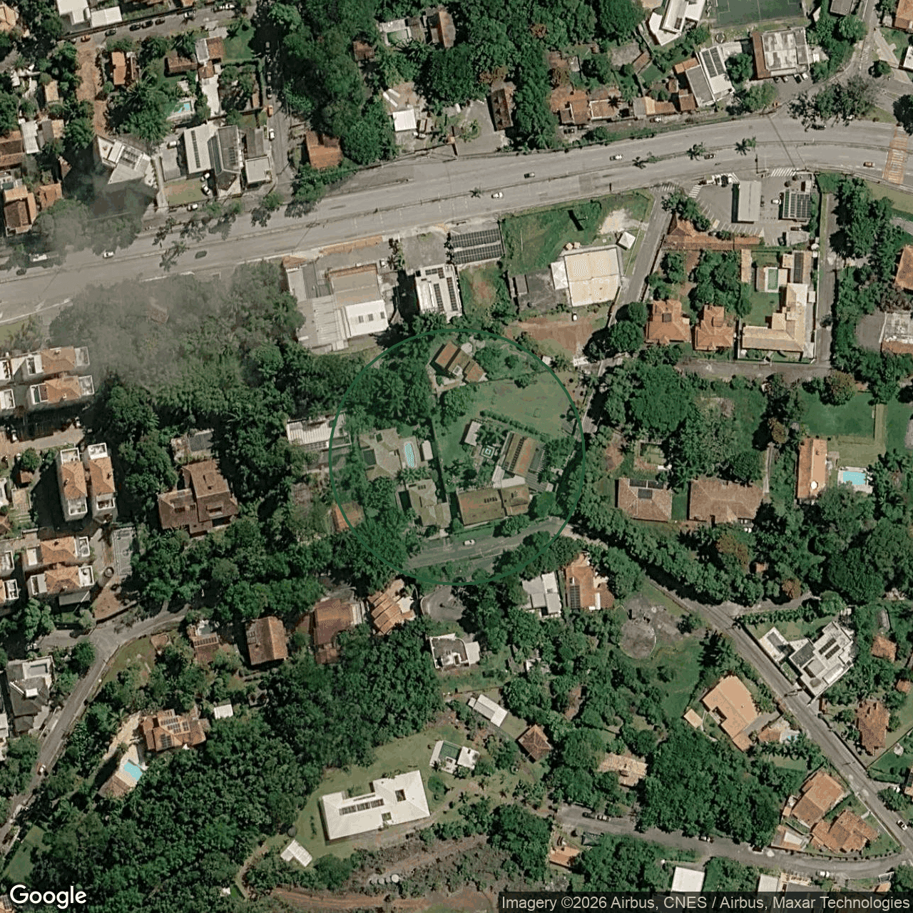 Terreno em Nova Lima — 1.592 m² — foto 1 de 3
