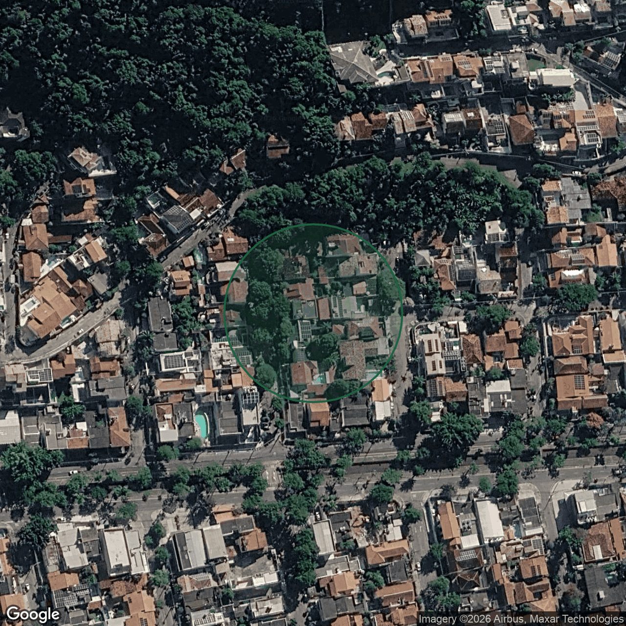 Terreno em Niterói — 500 m² — foto 1 de 3
