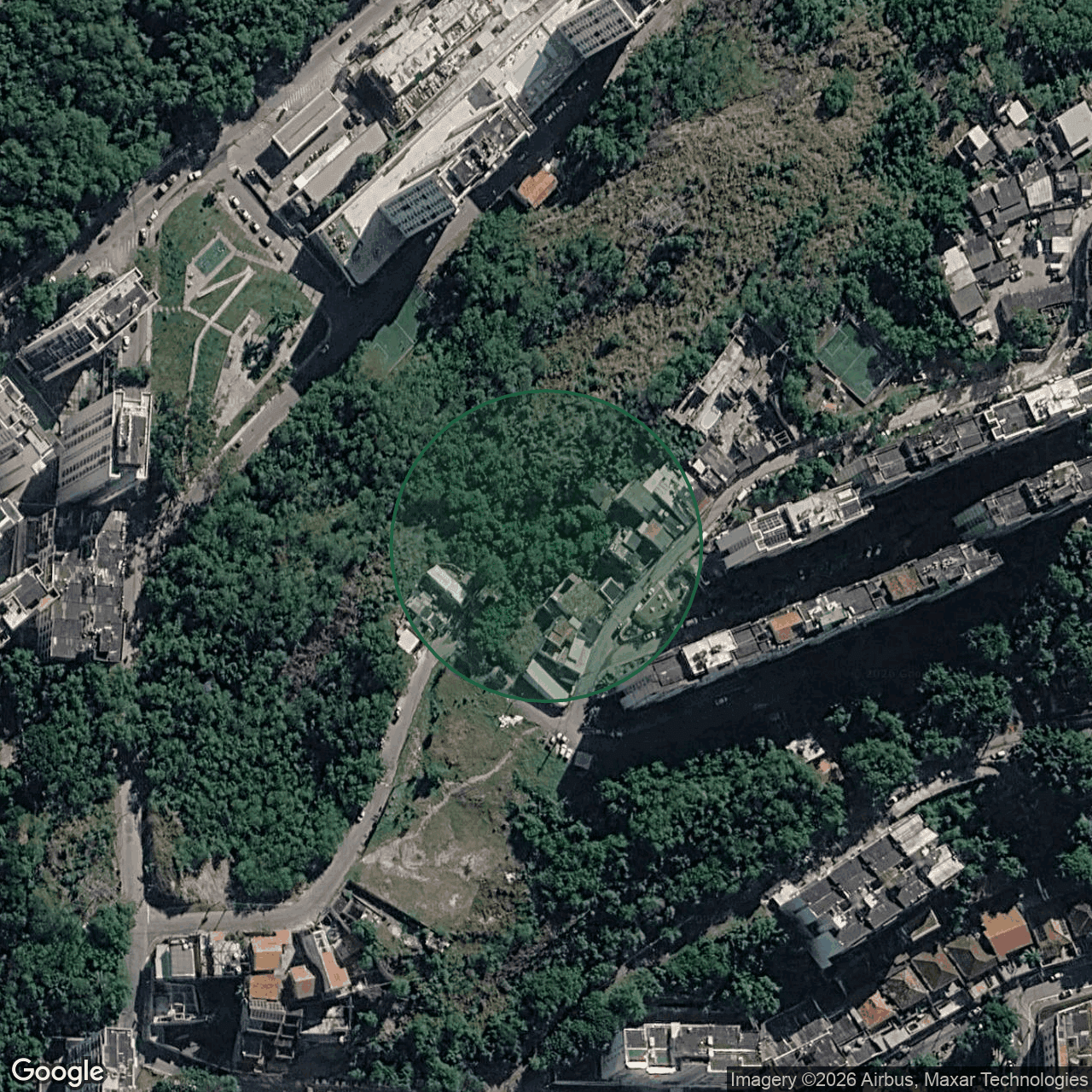 Terreno em Niterói — 30.700 m² — foto 1 de 3