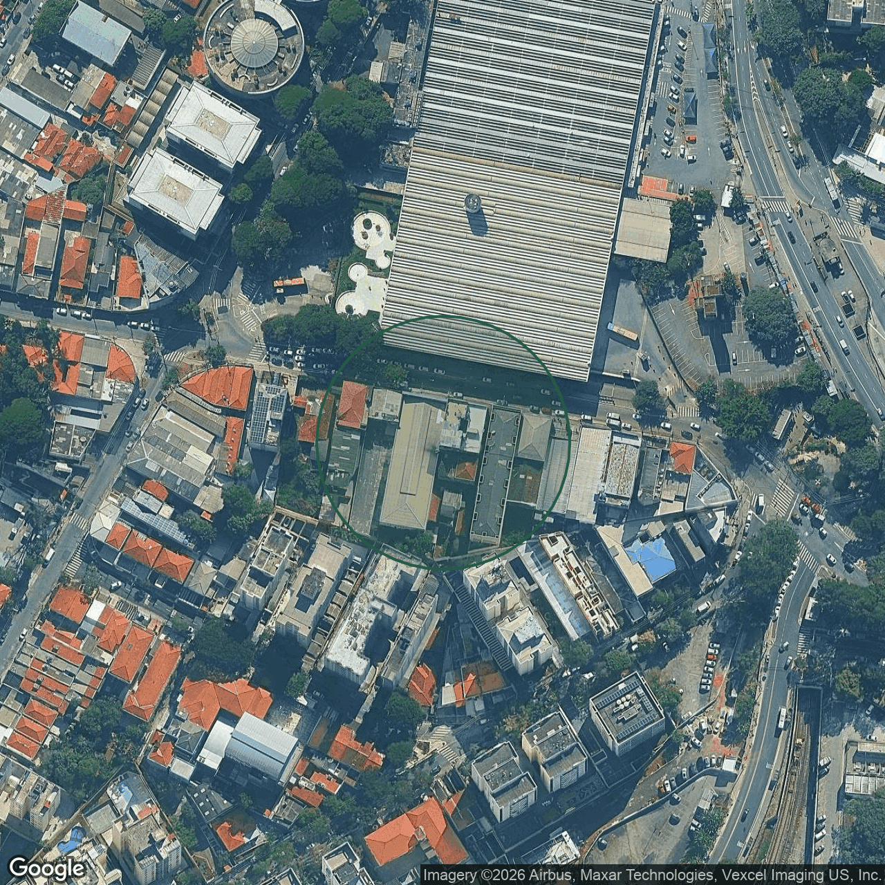 Terreno em São Paulo — 972 m² — foto 1 de 3