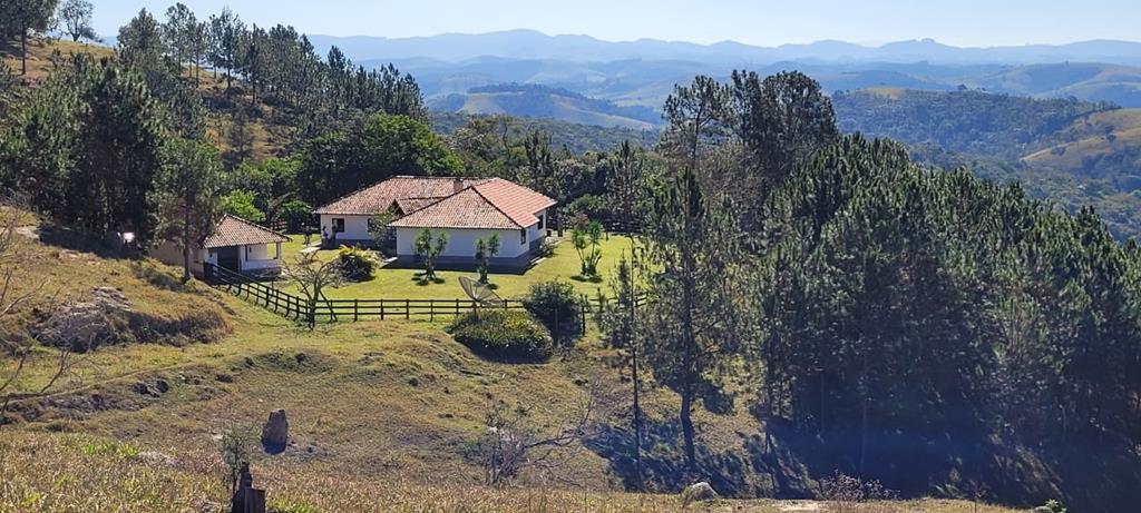Propriedade rural em Cunha — 24 hectares — foto 1 de 2