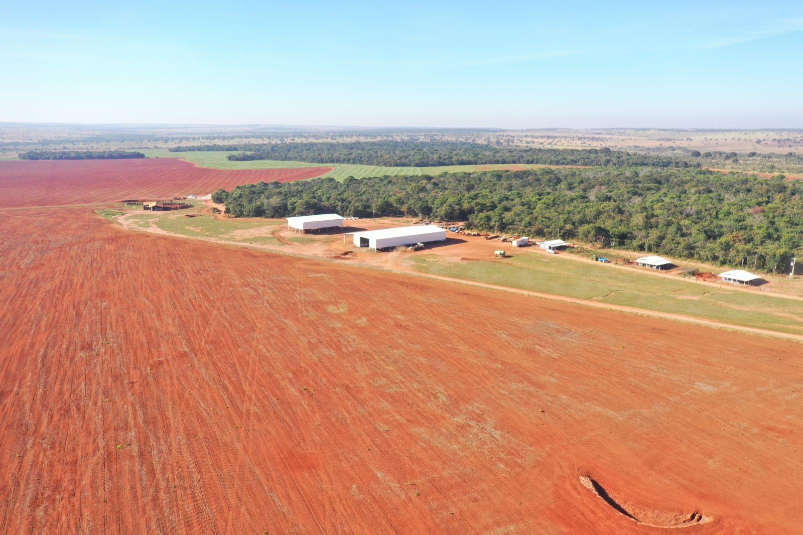 Propriedade rural em Inocência — 1.700 ha — foto 1 de 7