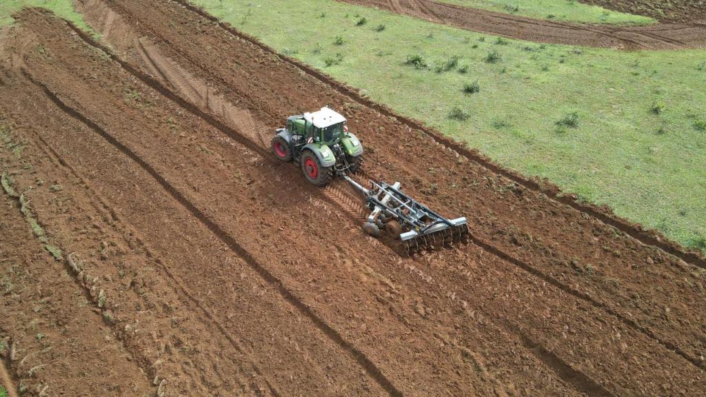 Propriedade rural em Aporé — 2.439 ha — foto 1 de 12